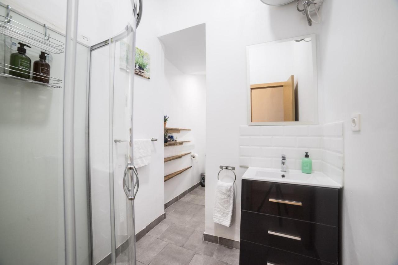 Moonkey - Apartamento Plaza San Antonio Alicante Eksteriør billede