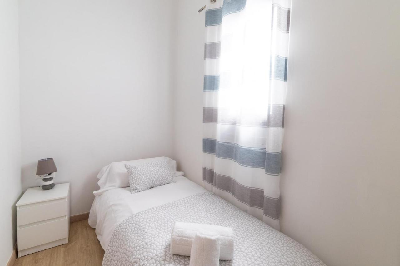 Moonkey - Apartamento Plaza San Antonio Alicante Eksteriør billede